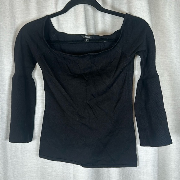 GUESS TOP SIZE(S) - Picture 1 of 6